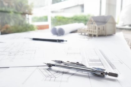 Comment construire une maison dans les Yvelines sans dépasser son budget ?